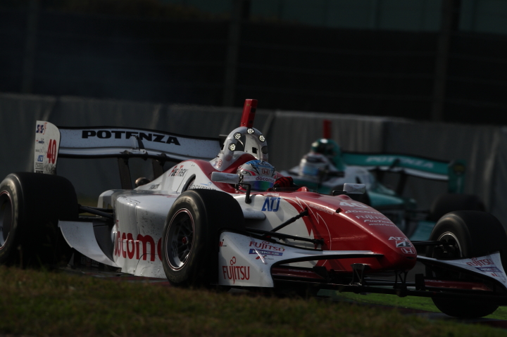 レース2: 伊沢拓也（DOCOMO TEAM DANDELION RACING）