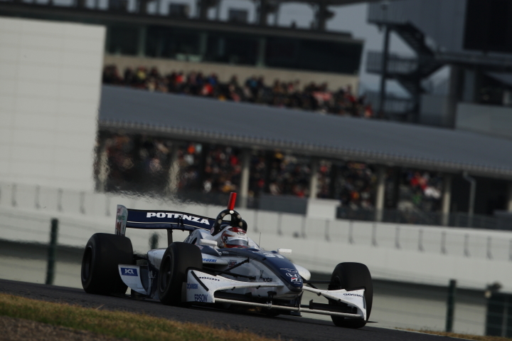 レース2: 中嶋大祐（NAKAJIMA RACING）