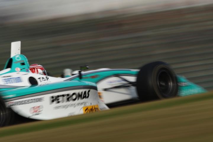 レース2: 中嶋一貴（PETRONAS TEAM TOM’S）