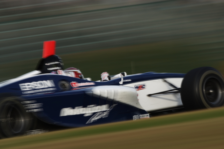レース2: 中嶋大祐（NAKAJIMA RACING）
