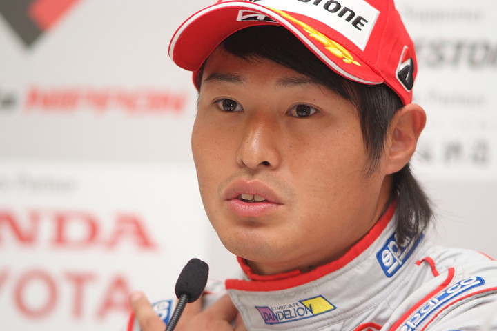 公式予選: 第1レース予選3位、第2レース予選2位の塚越広大（ダンディライアン）