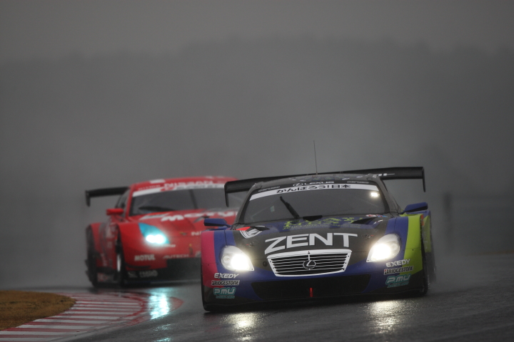 鈴鹿ファン感謝デー、SUPER GTデモラン: ZENT CERUMO SC