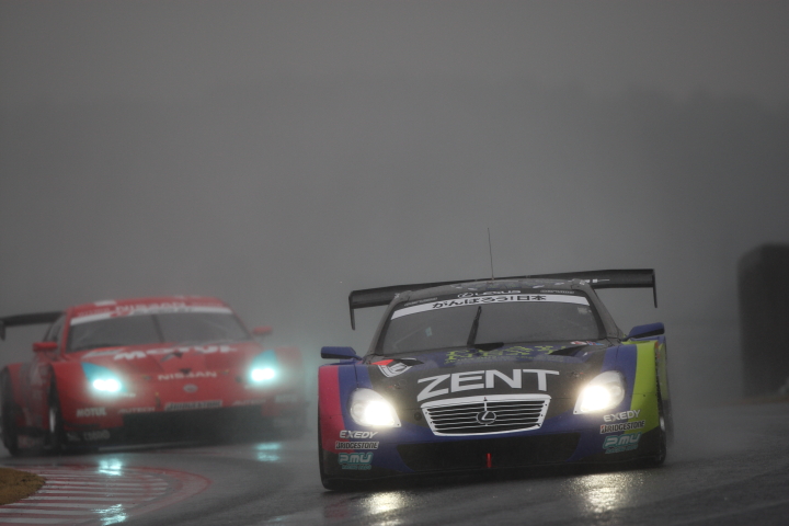 鈴鹿ファン感謝デー、SUPER GTデモラン: ZENT CERUMO SC & MOTUL AUTECH GT-R