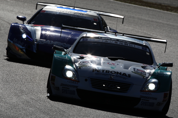 FUJI SPRINT CUP: PETRONAS TOM'S SC430（ロイック・デュバル／中嶋一貴組）