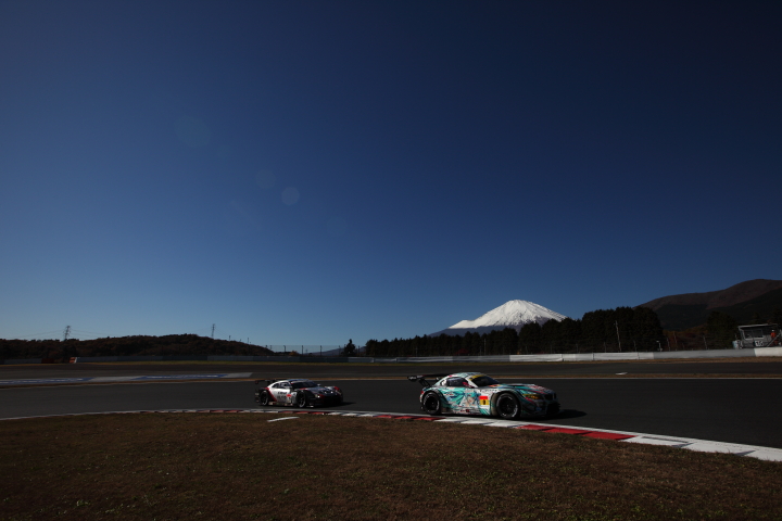 FUJI SPRINT CUP: GSR 初音ミク BMW（片岡龍也／谷口信輝組）