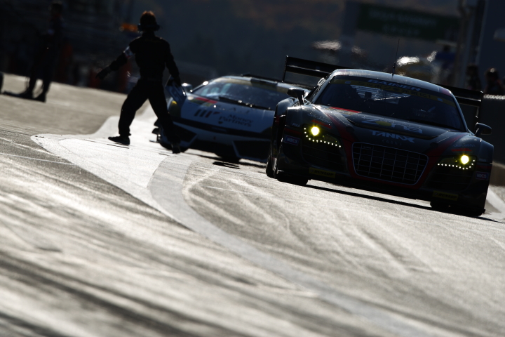 FUJI SPRINT CUP: GAINER DIXCEL R8 LMS（平中克幸／田中哲也組）