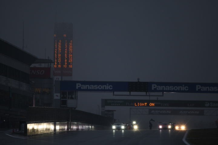 FUJI SPRINT CUP GT500クラス: グリッドオン