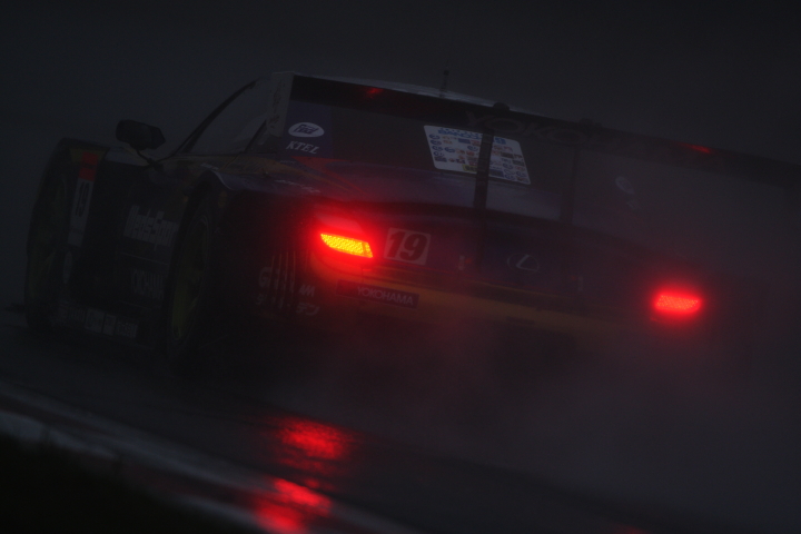 FUJI SPRINT CUP GT500クラス: 荒聖治（WedsSport ADVAN SC430）