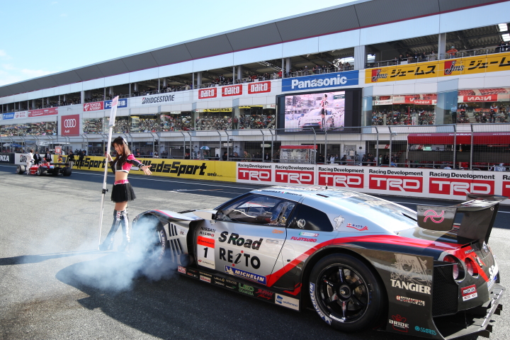 FUJI SPRINT CUP: S Road REITO MOLA GT-R