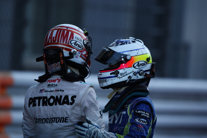 FUJI SPRINT CUP GT500クラス: 立川祐路（ZENT CERUMO SC430）と中嶋一貴（PETRONAS TOM'S SC430）