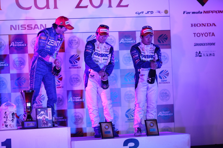 FUJI SPRINT CUP: シャンパンファイト