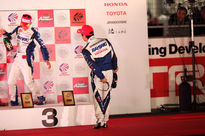 FUJI SPRINT CUP: シャンパンファイト