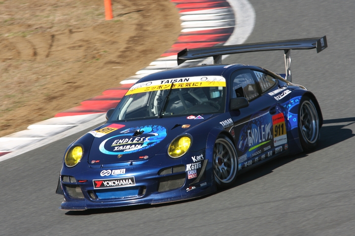 JAFGP公式練習: GT300クラストップタイムはエンドレス TAISAN 911（横溝直輝／峰尾恭輔組）