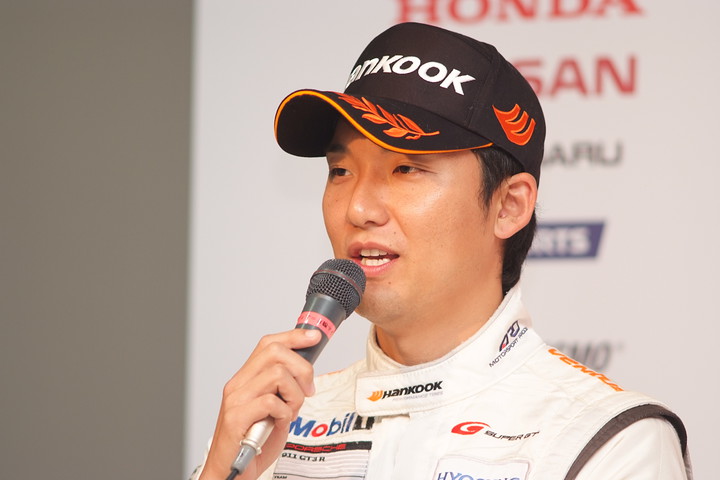 JAFGPレース1決勝記者会見: GT500クラス優勝のロニー・クインタレッリ（HANKOOK PORSCHE）