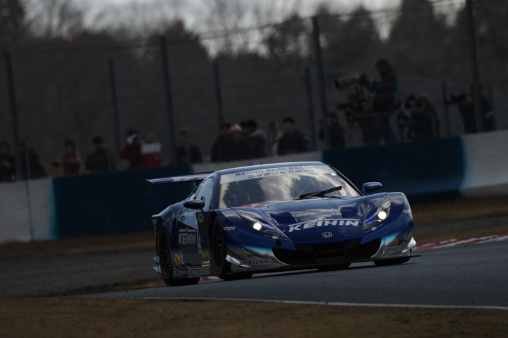 GT500クラス決勝3位はKEIHIN HSV-010（金石年弘／塚越広大組）