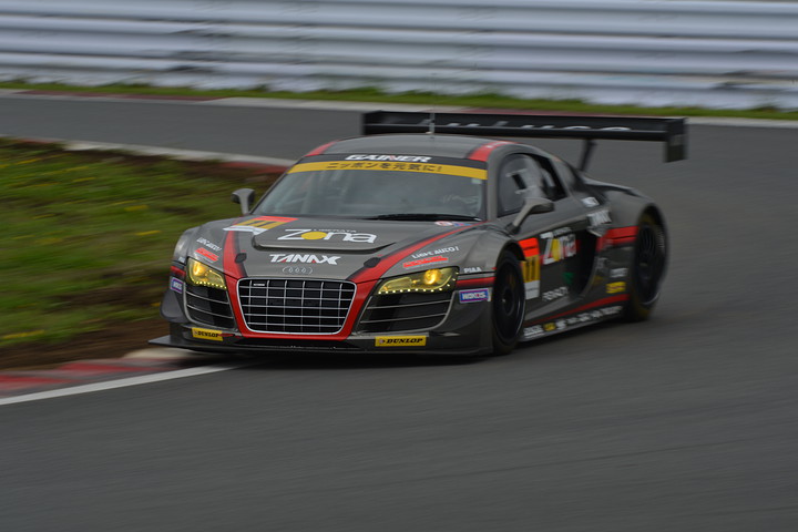 GAINER DIXCEL R8 LMS（田中哲也／平中克幸組）
