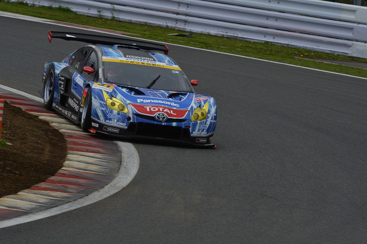 HASEPRO PRIUS GT（新田守男／嵯峨宏紀組）