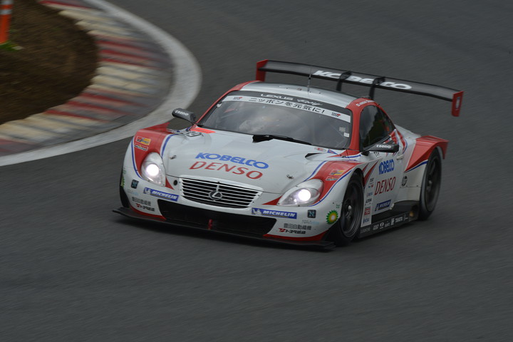 DENSO KOBELCO SC430（脇阪寿一／石浦宏明組）