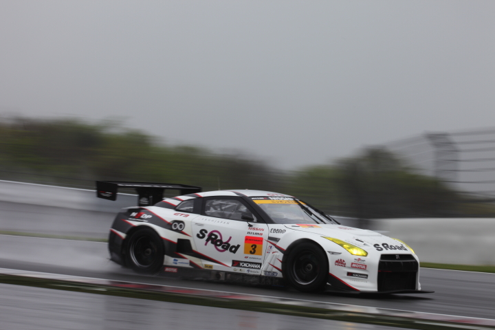 S Road NDDP GT-R（関口雄飛／千代勝正組）