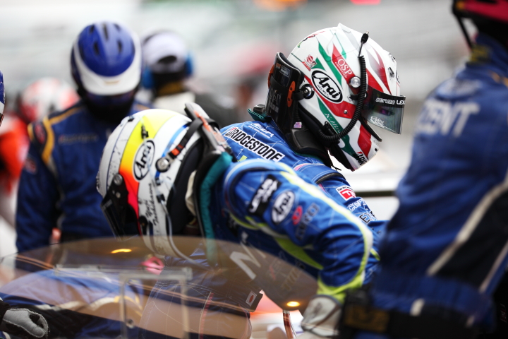 立川祐路／平手晃平組（ZENT CERUMO SC430）