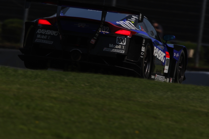 RAYBRIG HSV-010（伊沢拓也／山本尚貴組）