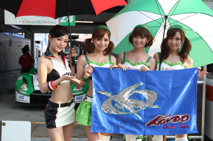 レースクイーン