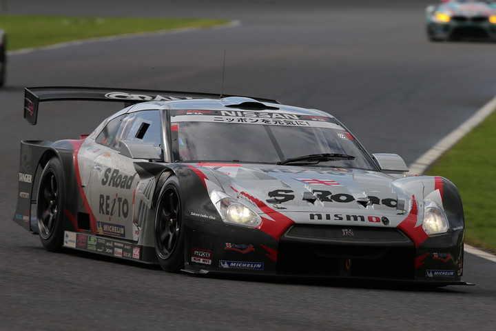 フリー走行: GT500クラス2位はS Road REITO MOLA GT-R（柳田真孝／ロニー・クインタレッリ組）