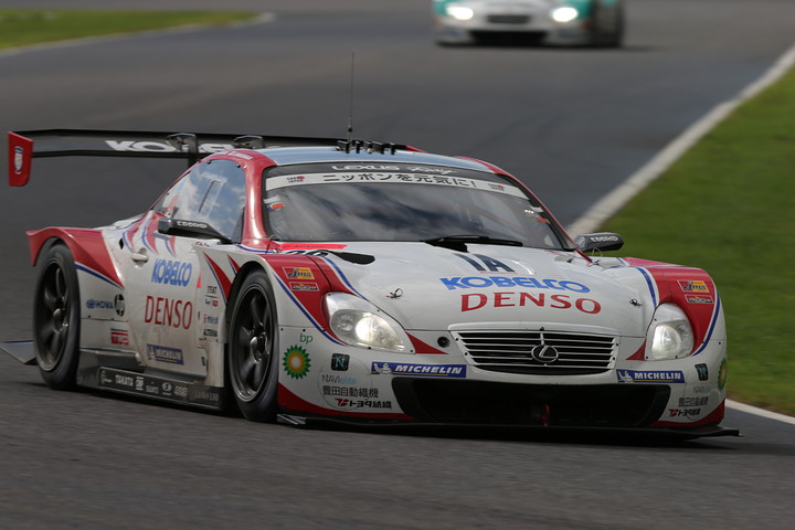 フリー走行: GT500クラス3位はDENSO KOBELCO SC430（脇阪寿一／石浦宏明組）