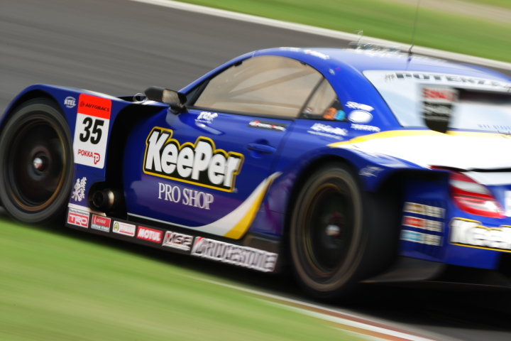 KeePer Kraft SC430（国本雄資／アンドレア・カルダレッリ組）