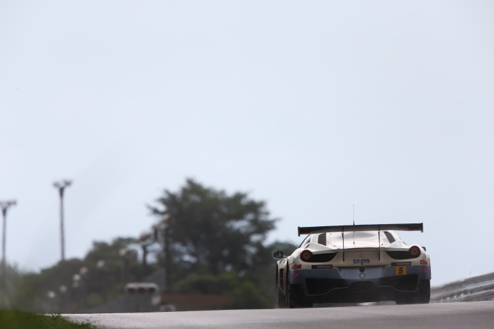 マッハGoGoGo車検Ferrari458（玉中哲二／植田正幸組）