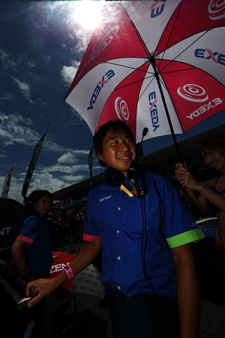 高木虎之介監督（CERUMO）