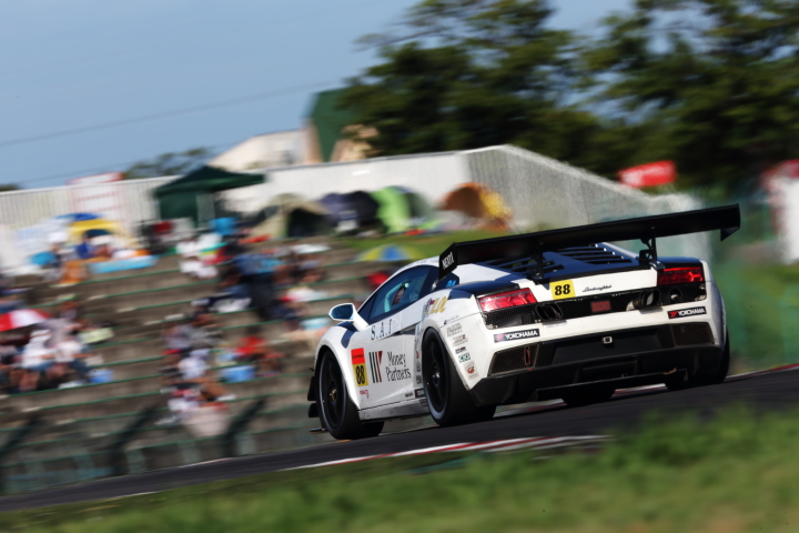 マネパ ランボルギーニ GT3（織戸学／青木孝行／澤圭太組）