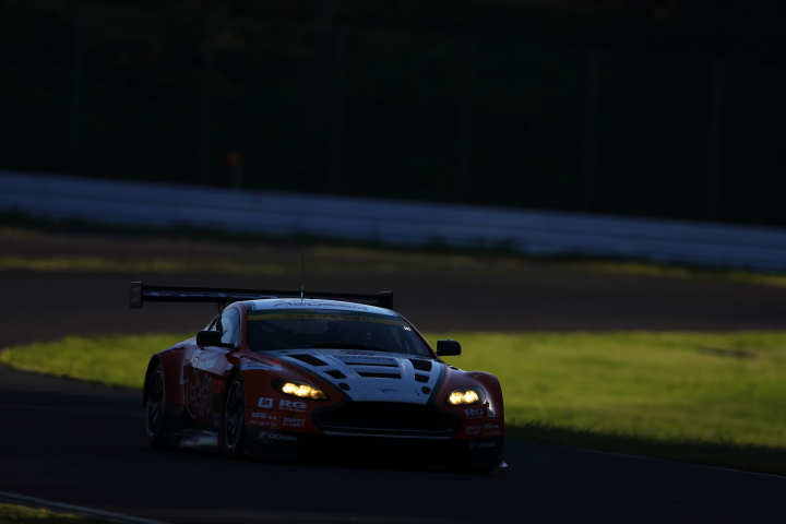 triple a Vantage GT3（吉本大樹／星野一樹／吉田広樹組）