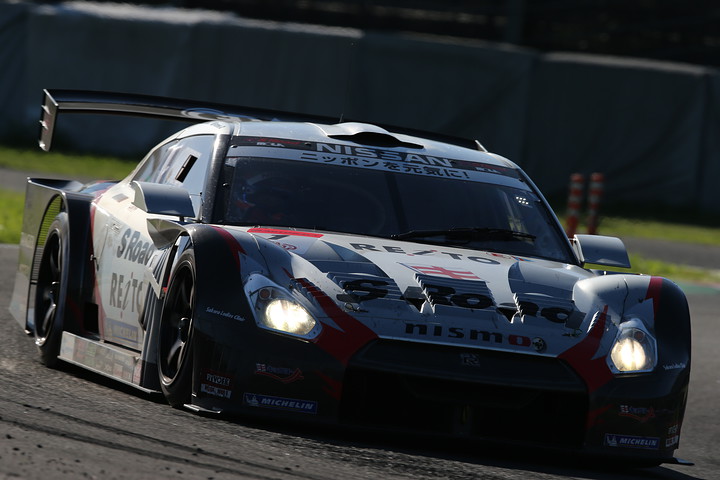 GT500クラス優勝はS Road REITO MOLA GT-R（柳田真孝／ロニー・クインタレッリ組）