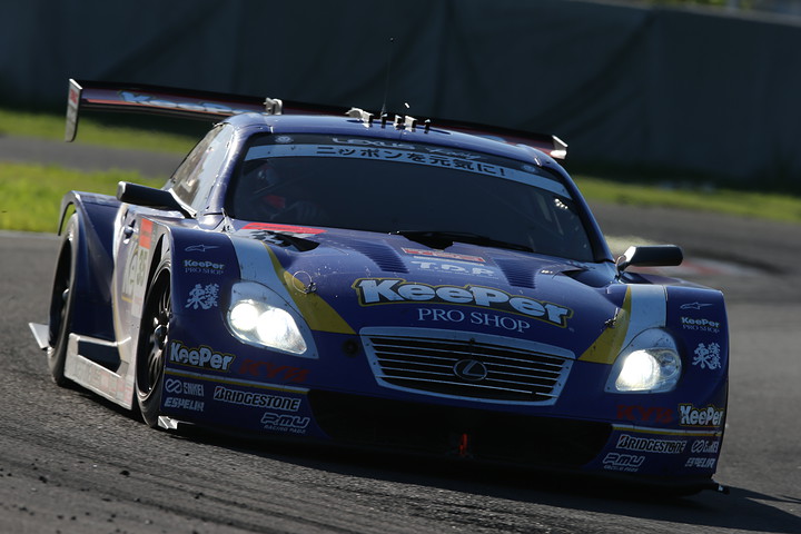 GT500クラス決勝2位はKeePer Kraft SC430（国本雄資／アンドレア・カルダレッリ組）