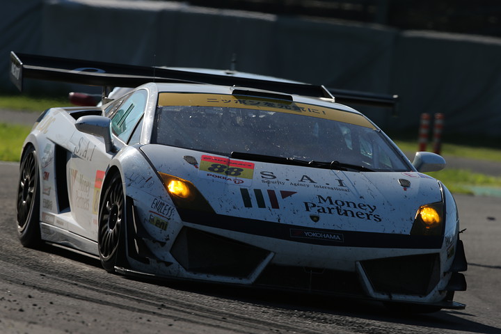 GT300クラス決勝3位はマネパランボルギーニGT3（織戸学／青木孝行／沢圭太組）