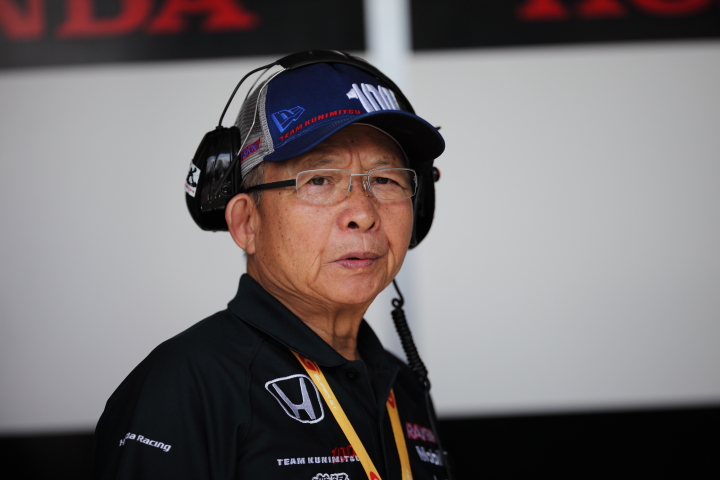 高橋国光監督（TEAM KUNIMITSU／RAYBRIG HSV-010）