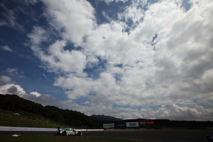 D'station ADVAN GT-R（安田裕信／ビヨン・ビルドハイム組）