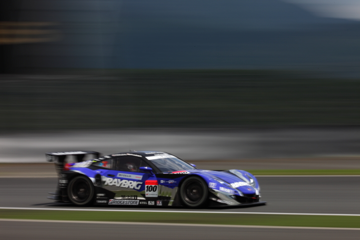 RAYBRIG HSV-010（伊沢拓也／山本尚貴組）