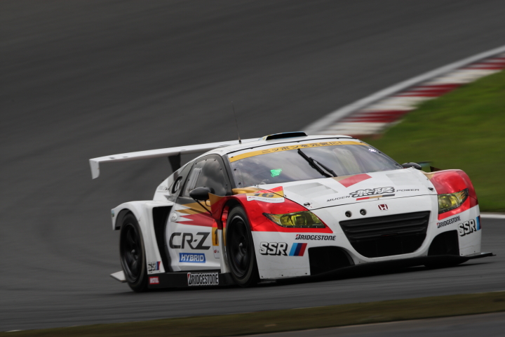 MUGEN CR-Z GT（武藤英紀／中嶋大祐組）