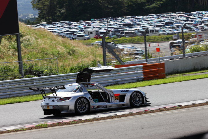 GREEN TEC & LEON SLS（竹内浩典／土屋武士組）