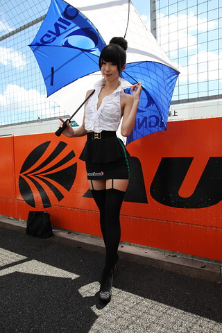 宇佐美あおい（RacerBook RQ）