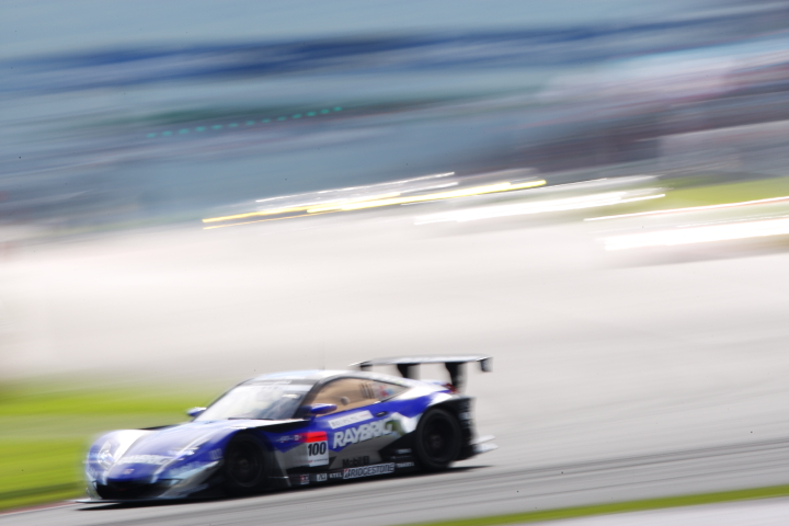 RAYBRIG HSV-010（伊沢拓也／山本尚貴組）