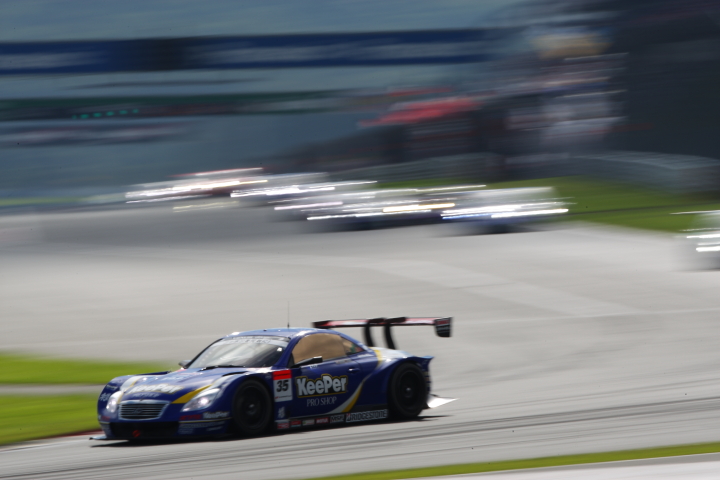 KeePer Kraft SC430（国本雄資／アンドレア・カルダレッリ組）