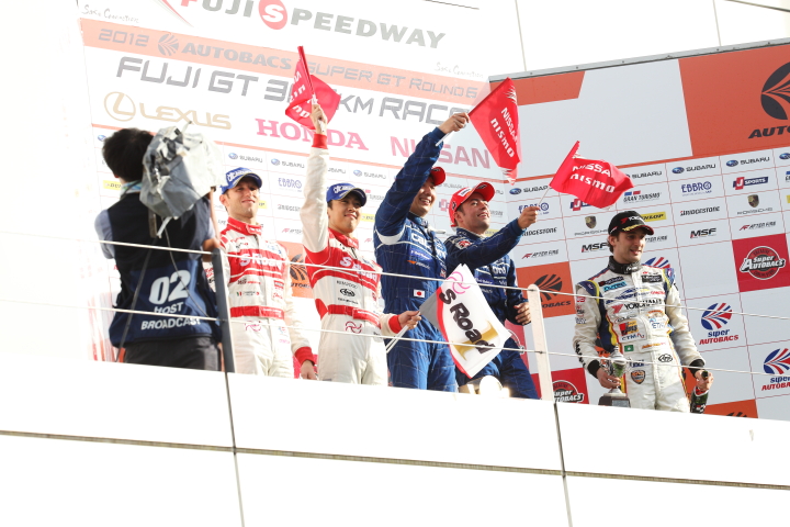 GT500クラスの暫定表彰式
