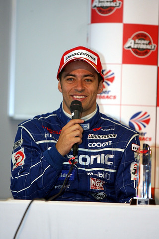 GT500クラス、ポールシッターのジョアオ・パオロ・デ・オリベイラ（カルソニックIMPUL GT-R）