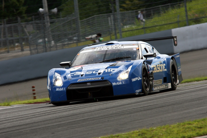 GT500クラス優勝はカルソニックIMPUL GT-R（松田次生／ジョアオ・パオロ・デ・オリベイラ組）