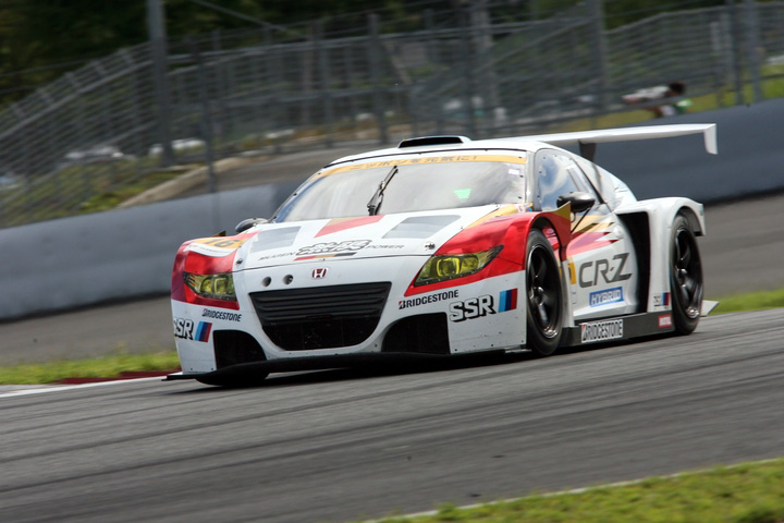 GT300クラス決勝3位はMUGEN CR-Z GT（武藤英紀／中嶋大祐組）