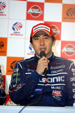 決勝記者会見: GT500クラス優勝の松田次生（カルソニックIMPUL GT-R）