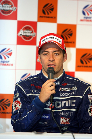 決勝記者会見: GT500クラス優勝のジョアオ・パオロ・デ・オリベイラ（カルソニックIMPUL GT-R）